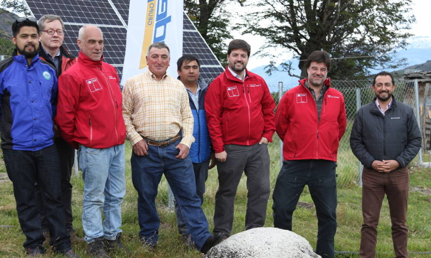 Vecinos de sectores aislados de Chile Chico ya cuentan con
energía eléctrica continua