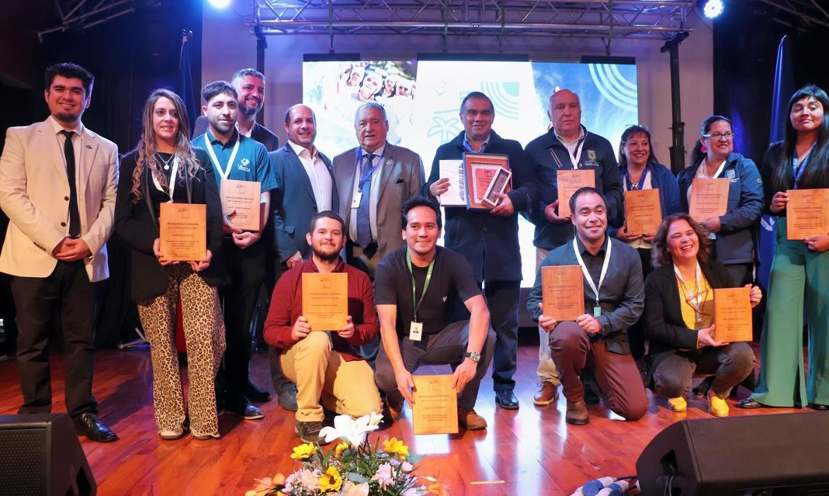 Comunas de Aysén reciben distinciones en Congreso de Municipalidades Turísticas