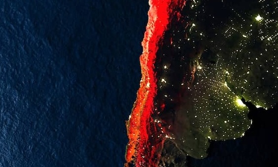 Facultad de Ingeniería y Ciencias y Escuela de Gobierno UAI desarrollaron estudio sobre uso de imágenes satelitales en el Estado de Chile