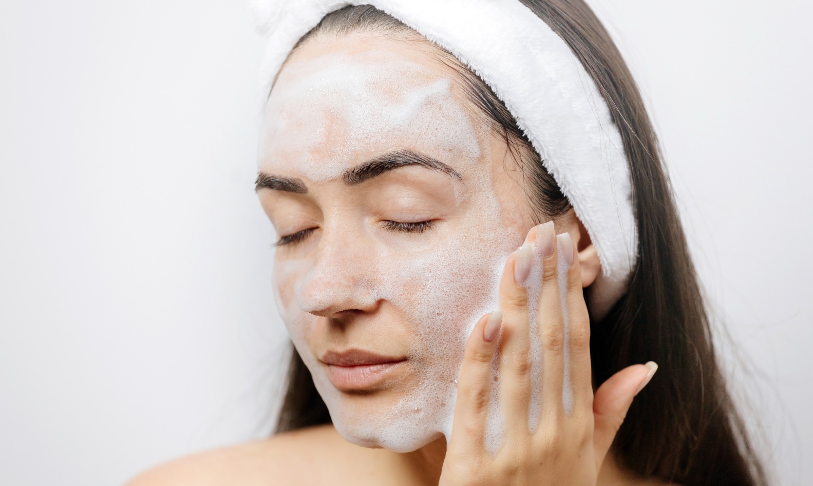5 consejos para una limpieza facial efectiva en casa