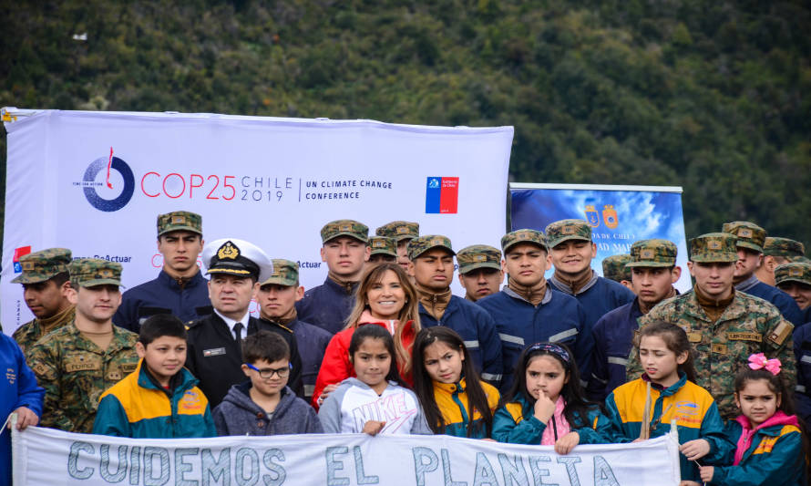 Voluntarios recolectaron más de 13 metros cúbicos de residuos en playa de Chacabuco