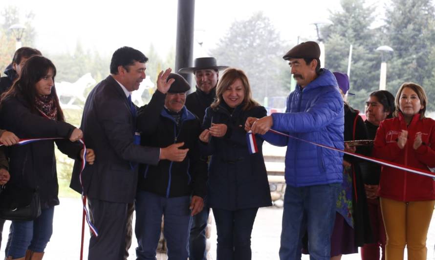 Inauguraron nueva Plaza Cívica de Villa Amengual