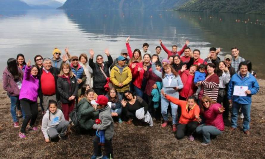 Empresas de Pto. Aysén y Pto. Chacabuco reciben sellos por promover la salud de sus trabajadores