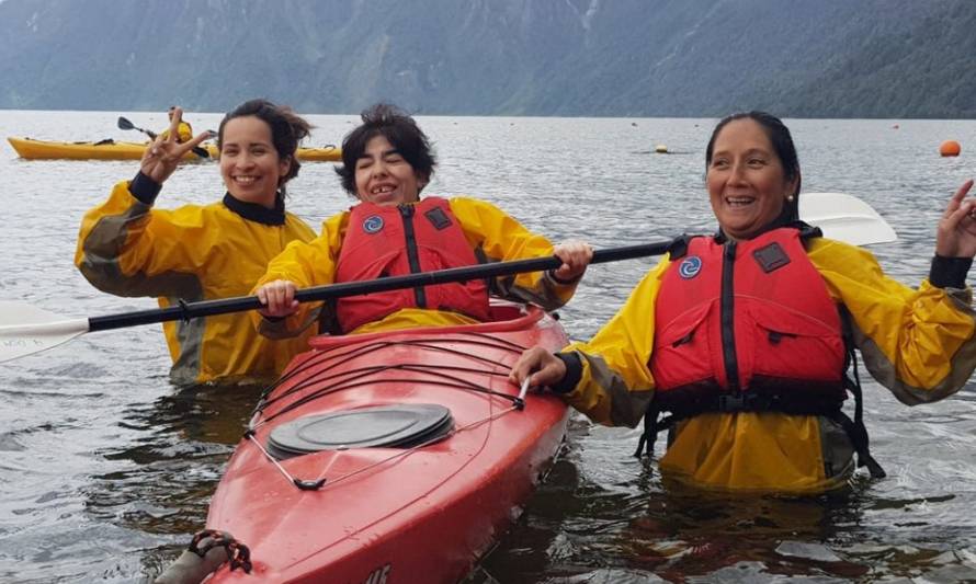 Con kayak inclusivo en Bahía Acantilada culminan Olimpíadas de la Discapacidad