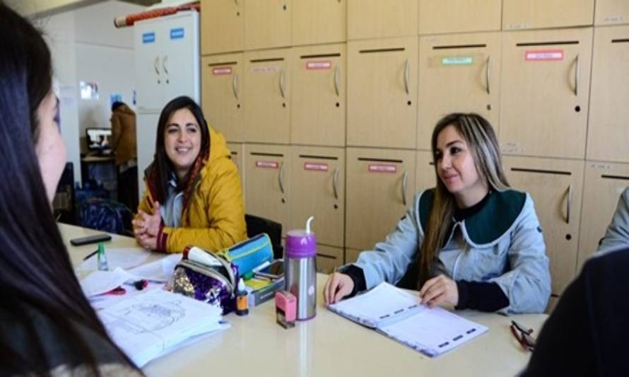 Doce profesores participan de la primera edición del curso en línea sobre formación docente 