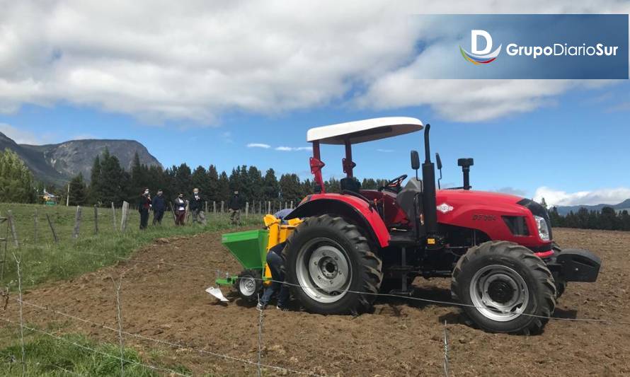 Liceo Agrícola de la Patagonia cuenta con nueva maquinaria