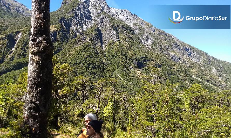 Sendero Laguna Los Quetros se proyecta como alternativa al Bosque Encantado