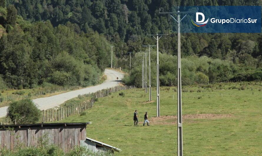 Edelaysen proyecta conectar con energía eléctrica a familias de Puerto Raúl M. Balmaceda