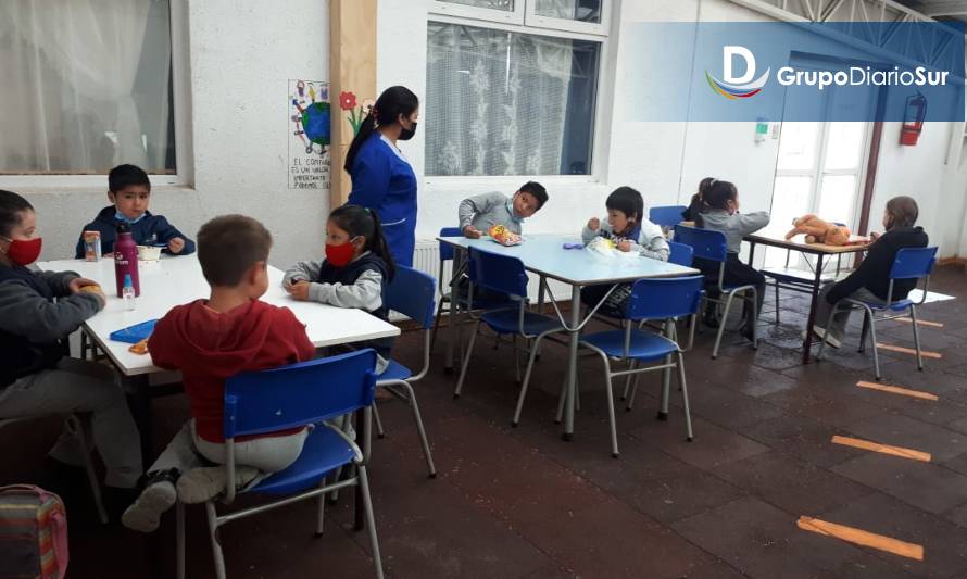 Escuela de Chile Chico retomó clases presenciales