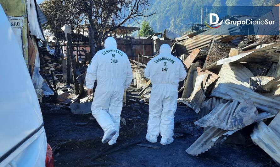 Labocar indaga causa y origen de incendio en Puerto Aysén
