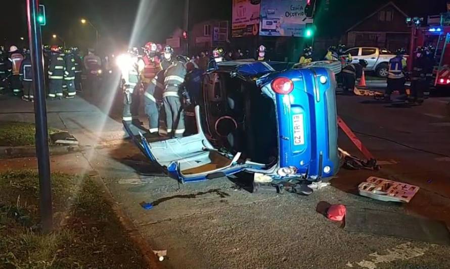 Carro de Bomberos protagonizó violento accidente en Osorno
