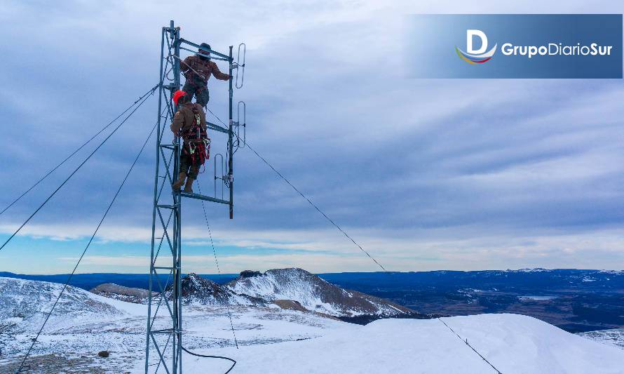 Realizan mantenimientos a repetidores en el Cerro Divisadero