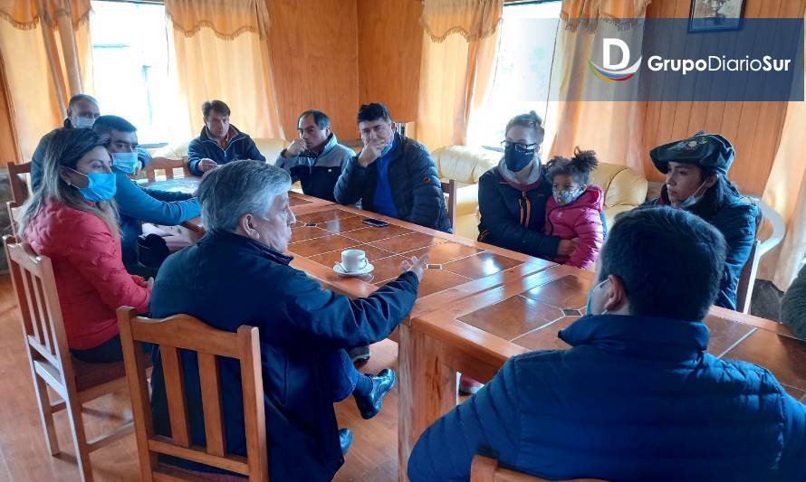 Candidato a CORE Roberto Silva visitó La Junta y Puyuhuapi 