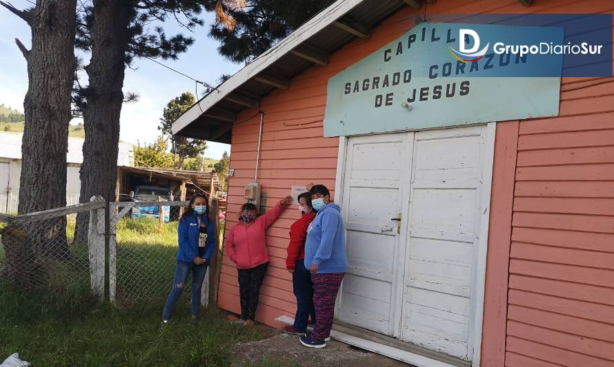 El Blanco conectó capilla y sede a red eléctrica gracias a Edelaysén