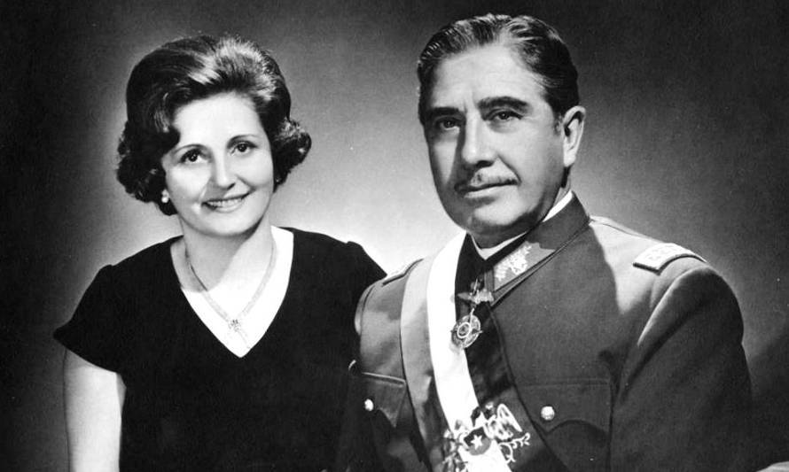 Falleció Lucía Hiriart, viuda de Augusto Pinochet