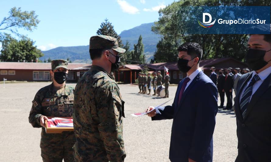 El "Aysén" hizo el licenciamiento de sus soldados conscriptos
