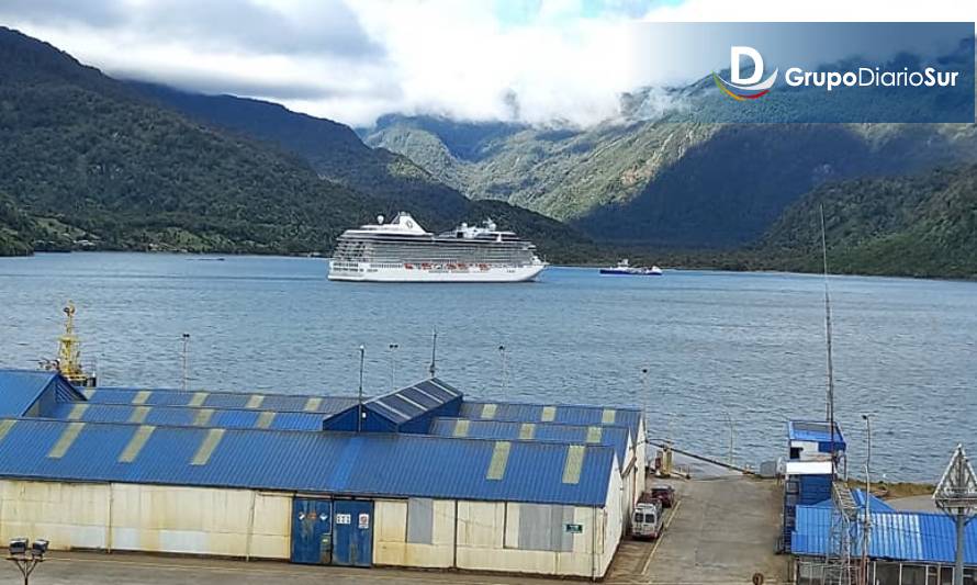 Tras 20 meses el "Marina" es el primer crucero en llegar a Aysén