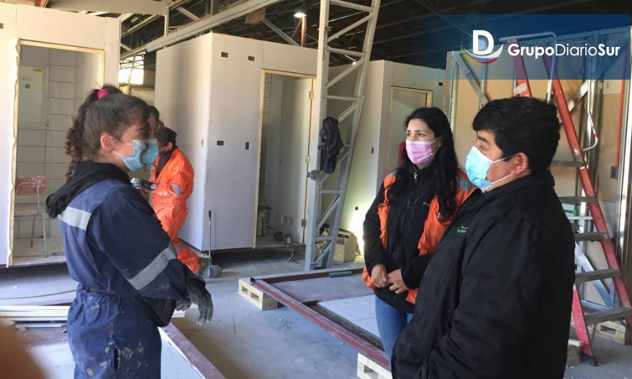 Alumnos del Liceo Juan Pablo II realizan práctica profesional en construcción