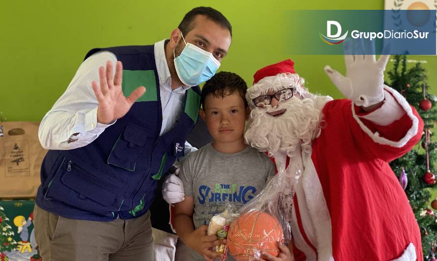 Entregaron más de 3 mil regalos de Navidad para niños de Coyhaique