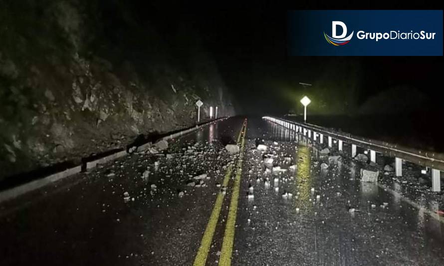 Deslizamiento de rocas en la Ruta 7 Norte