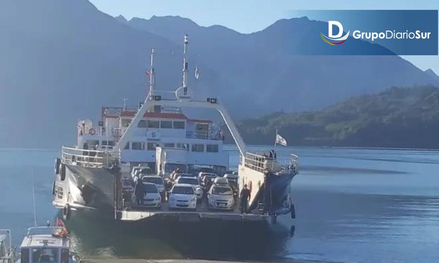 Turistas esperan hasta 3 días para embarcarse en Hornopirén