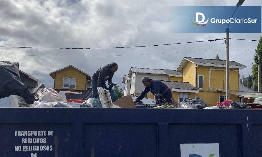 Programa municipal reforzó sistema de recolección de basura en Coyhaique