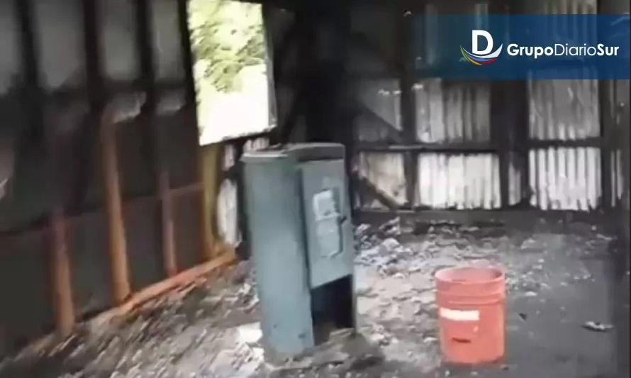 Incendio afectó a refugio de ciclistas de Villa Amengual