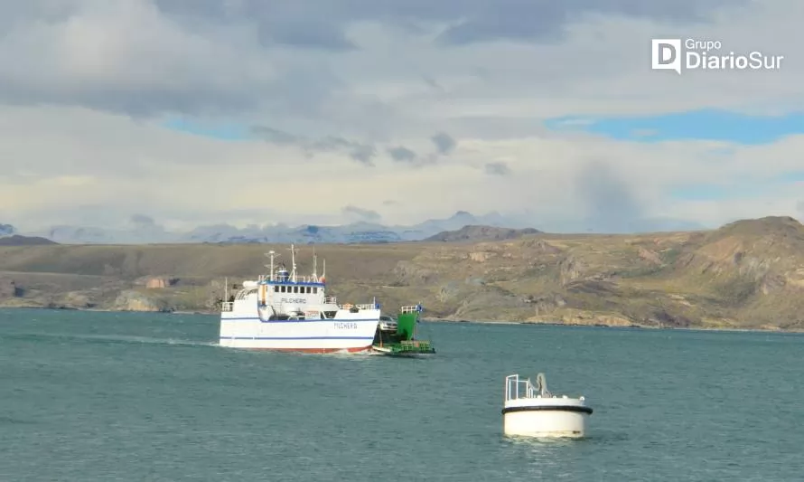 Barcaza Pilchero suspende sus operaciones por falla menor