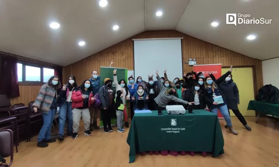 Estudiantes de la región de Aysén dan sus primeros pasos en la ciencia con talleres