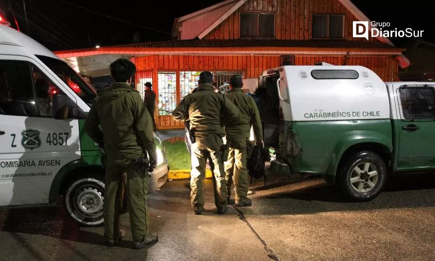 Detienen a dos sujetos por robo en ferretería de Puerto Aysén