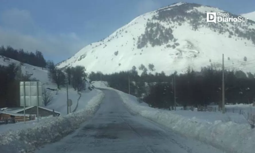 MOP Aysén despeja nieve y habilita rutas 