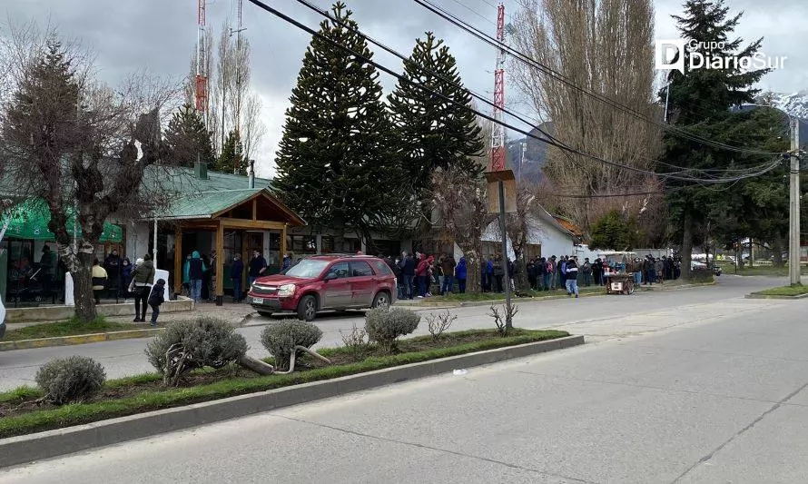 [VIDEO] Alta afluencia de público en locales de votación de la Región de Aysén