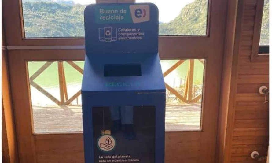 Convenio entre municipio de Tortel y Entel permitirá reciclar desechos electrónicos