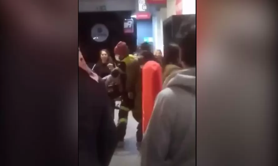Hombre apuñalado en supermercado de Coyhaique se encuentra grave