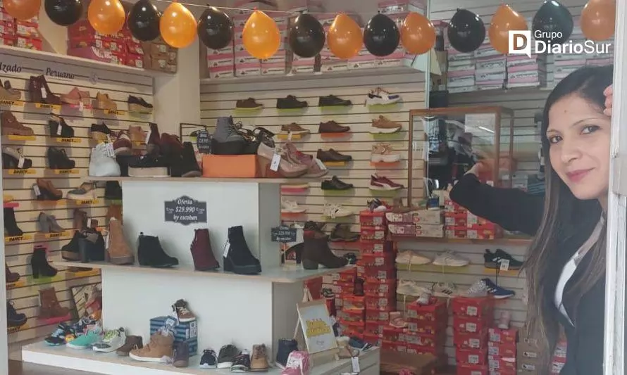 Tacones que cambian la vida: novedosa tienda abrió en Coyhaique