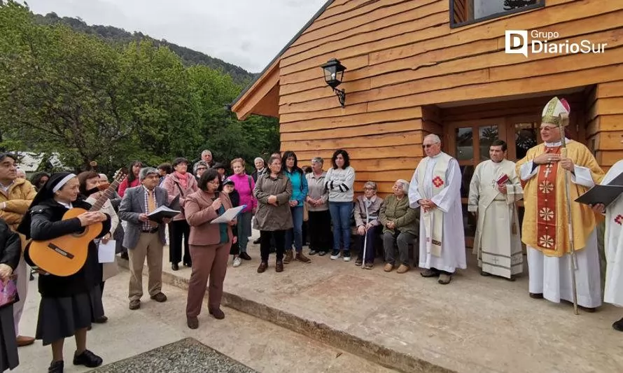 Vecinos de La Junta inauguraron su nueva capilla Santa María de la Patagonia