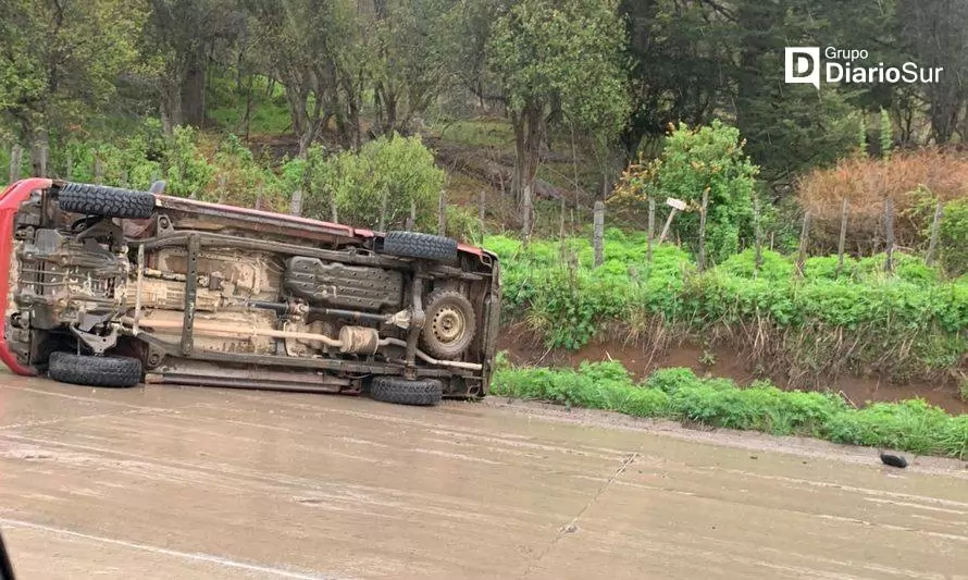 Reportan accidente de tránsito camino a Puerto Aysén 