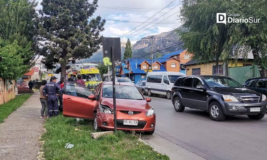 Nuevo accidente en calles Las Quintas en Coyhaique
