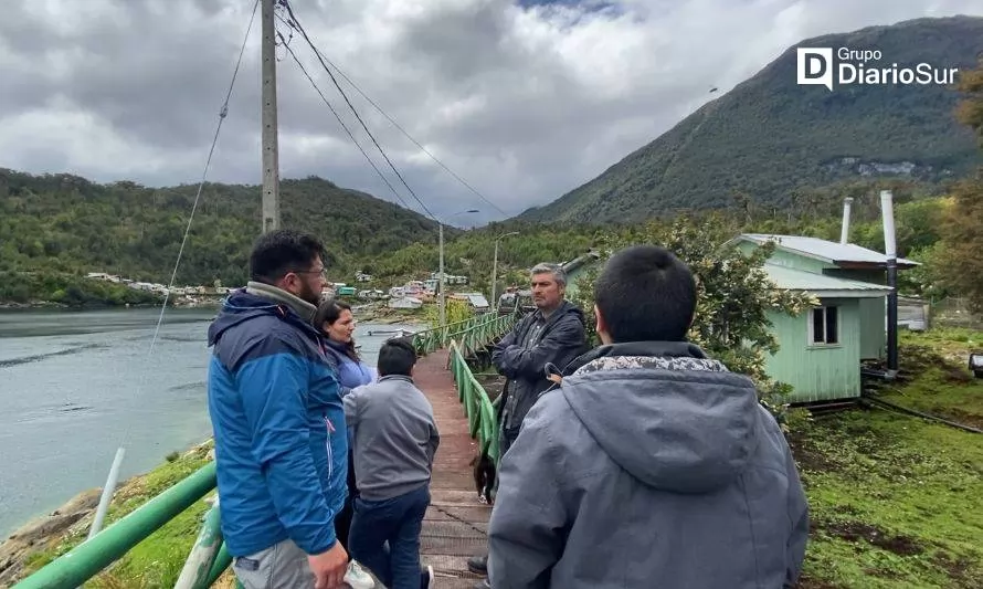 Vecinos de Puerto Gaviota recibieron visita de alcalde Roncagliolo
