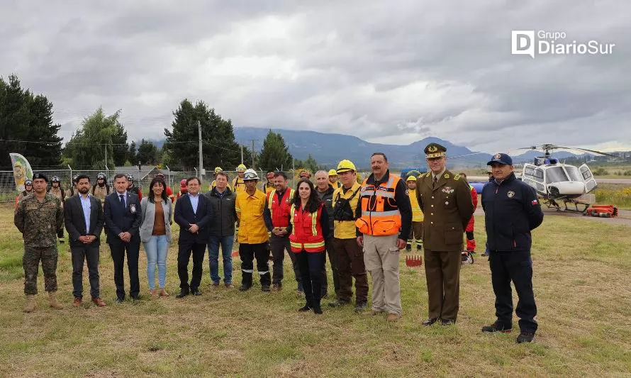 Conaf suma helicóptero para el combate de incendios forestales en la región