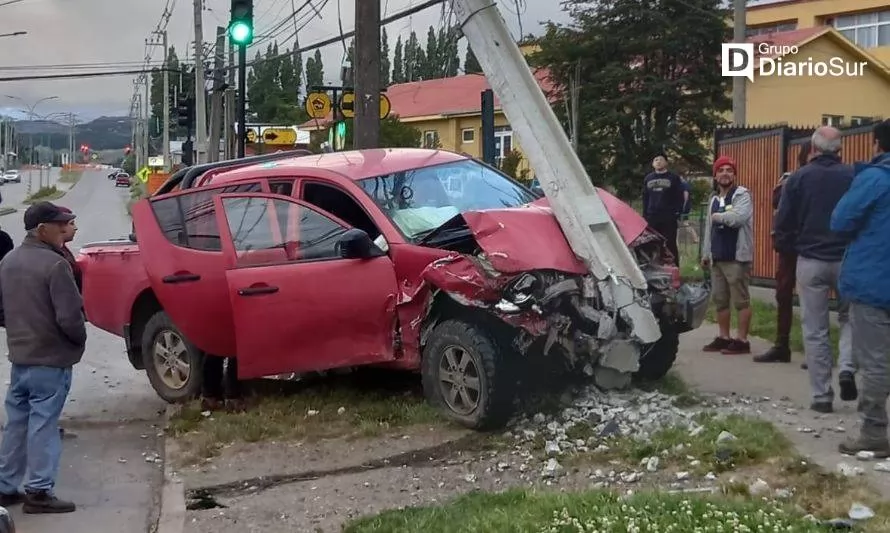 Camionetas protagonizaron accidente en Coyhaique