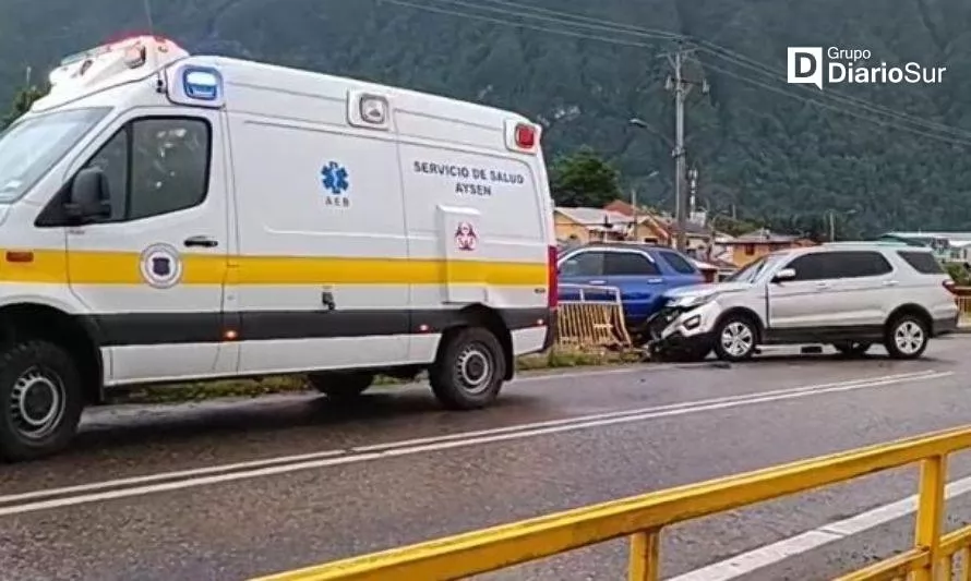 Puerto Aysén: dos vehículos colisionaron en ruta camino a Puerto Chacabuco