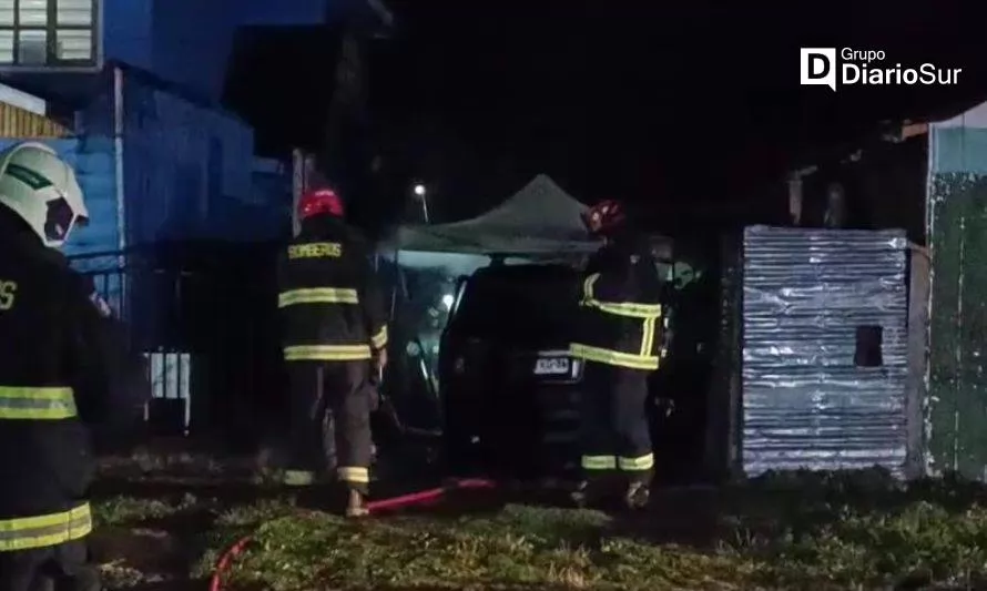 Incendio en vehículo activó a Bomberos de Puerto Aysén