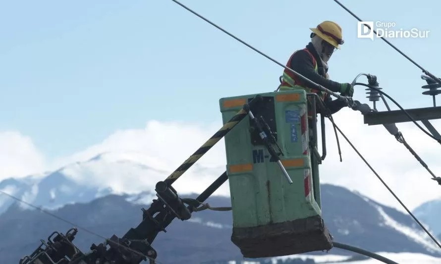 Edelaysén avisa de corte de energía en Coyhaique