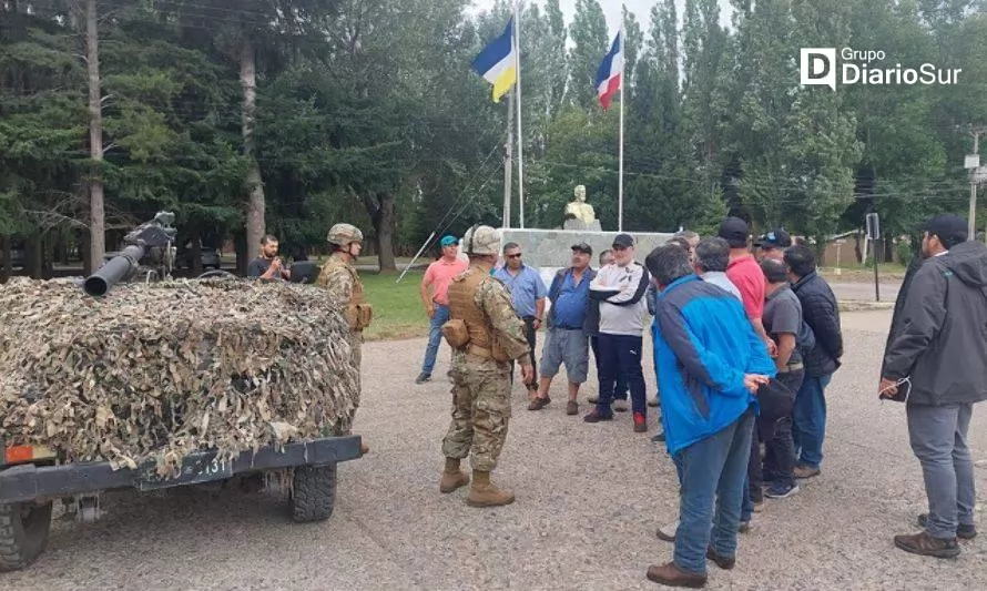 Reservistas visitaron el Regimiento N°14 Aysén