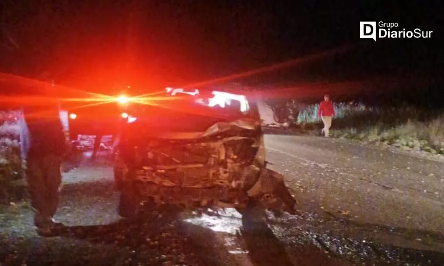 Cuatro lesionados en colisión de dos vehículos anoche en Coyhaique