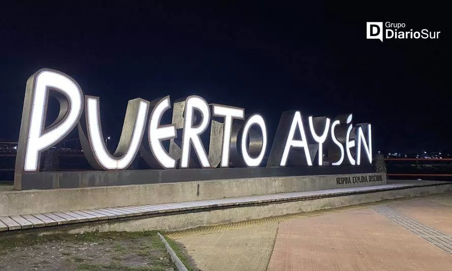 Invitar a embanderar Puerto Aysén por aniversario 95 de la comuna