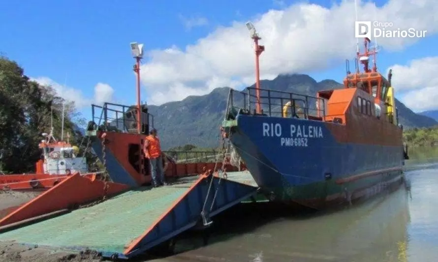 MOP informa desperfecto en barcaza que conecta a Raúl Marín Balmaceda