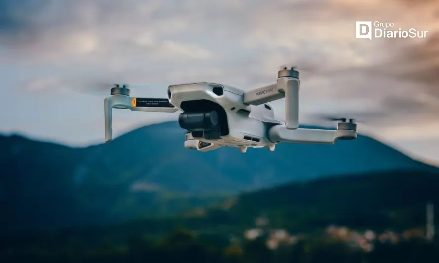 Solicitan apoyo de drones para hallar a joven que cayó a río Aysén