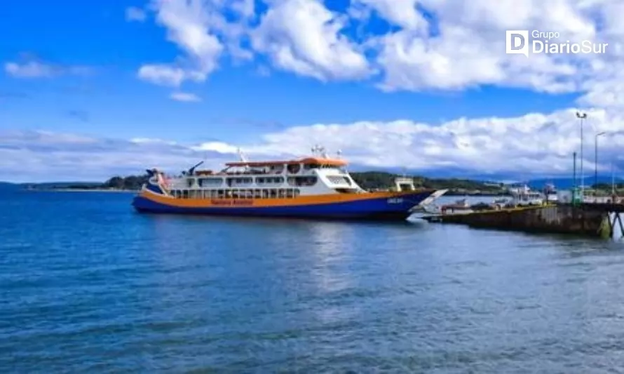 Gestionan viajes adicionales de barcaza entre Melinka y Quellón